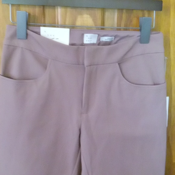 A New Day Size 2R stretch skinny ankle high rise fitted hip & thigh pants - Picture 2 of 10